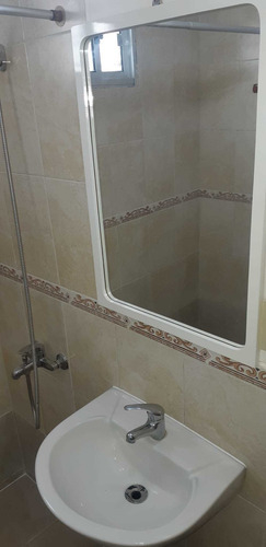 Disponible Nuevamente !! Casa Al Frente. Excelente Estado