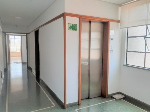 Imagem 12 de 16 de Sala Se Sao Paulo Sp Brasil - 3545