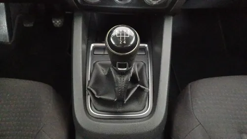 Volkswagen Jetta 2.0 Live Mt