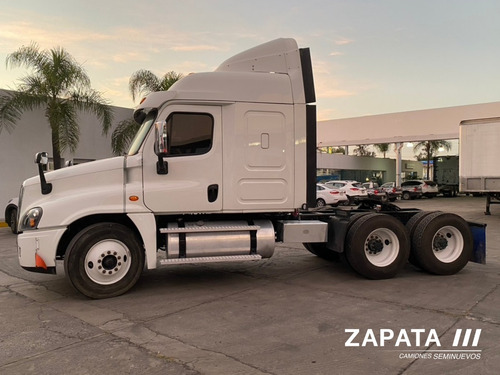 Imagen 2 de 6 de Freightliner Cascadia 2016