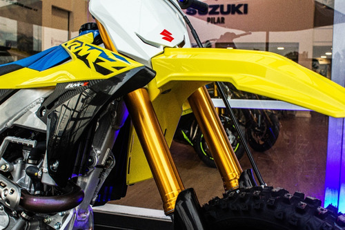 Imagen 12 de 25 de Suzuki Rm-z 450 - No Honda Crf 450, No Yamaha Wr 450!