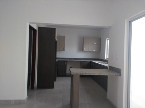 Imagen 5 de 13 de Hcv-101-22673 Casa En Venta En Circuito Lobo Sector Viñedos Torreon Coahuila