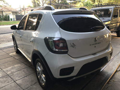 Renault Sandero Stepway 1.6 Dynamique 105cv