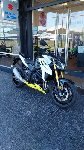 Imagen 18 de 25 de Suzuki Gsx-s 750 - El Regreso - No Kawa Z900, No Yamaha Jc
