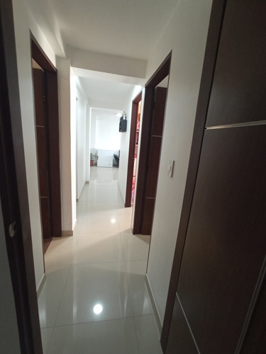 Imagen 12 de 16 de Apartamento En Venta Maracay 0412-8887550