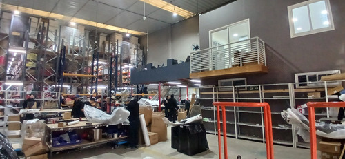 Bodega Logistica Con Racks 770m2 San Ignacio / Outlets