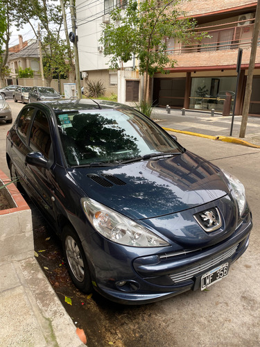 Peugeot 207 1.4 Sedan Allure 75cv