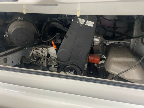 Volkswagen Kombi 1.4 Standard Total Flex 3p