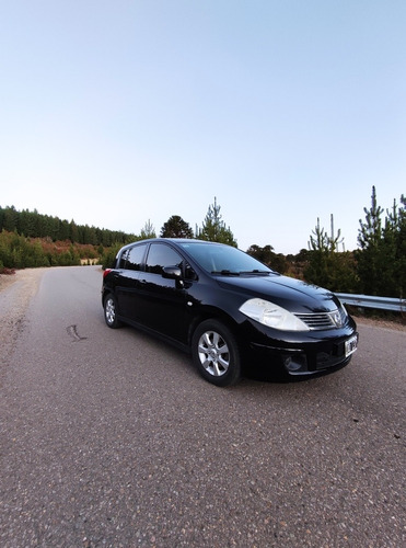 Nissan Tiida 1.8 Visia 2009