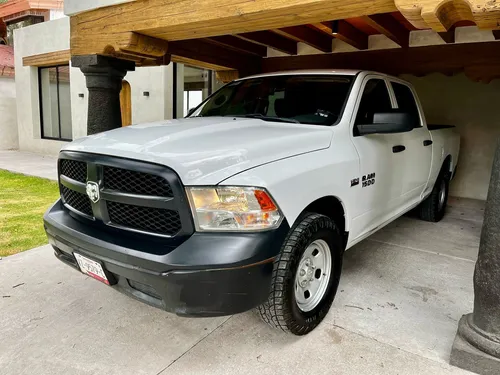 Dodge Ram 1500 5.7 Pickup Quad Cab Slt Aa 4x4 At