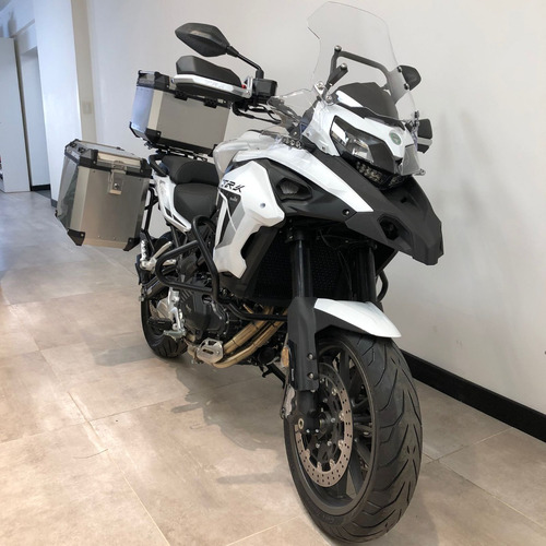 Imagen 24 de 25 de Benelli Trk 502