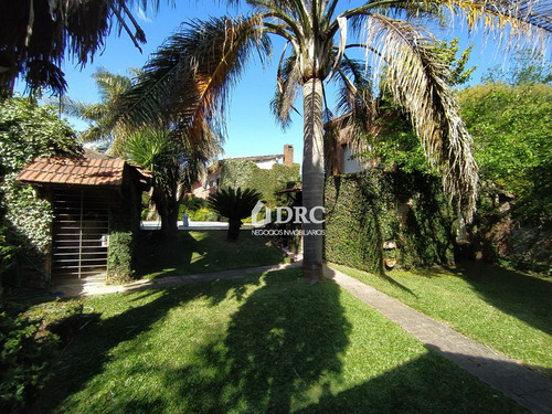 Espectacular Casa En Atlántida Sur, Amueblada. Venta O Permuta Menor Valor.