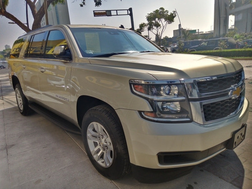 Chevrolet Suburban 2016 5.4 Ls Tela At