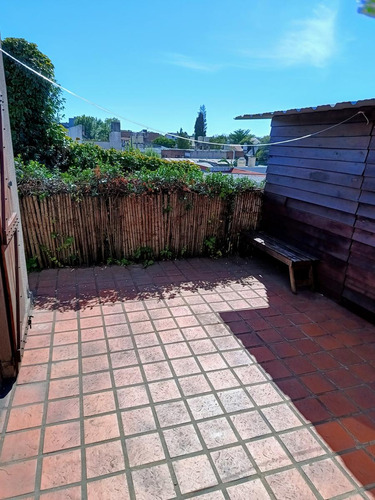 Ph En Planta Alta Dos Dormitorios Con Placard L/c Cocina Integrada Terraza Propia Lavadero Independiente Excelente Estado
