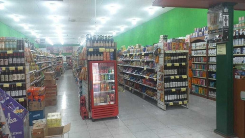 Alquiler Local Comercial En Av. Eva Peron 2000, Parque Chacabuco