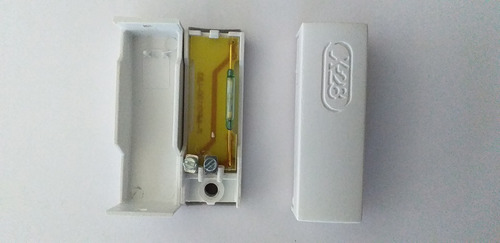 Imagen 3 de 6 de Sensor Magnetico Apertura Cableado X28 Alarmas Smcb Universal