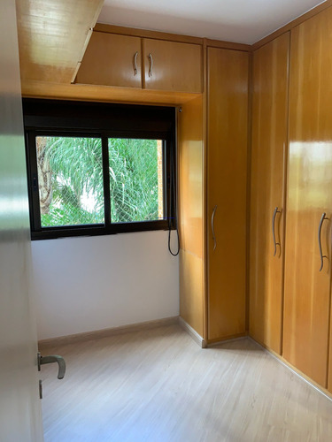 Imagem 17 de 28 de Apartamento 102m², 03 Dormitórios (sendo 01 Suíte), 04 Banheiros E 02 Vagas Na Garagem. Condomínio Com Portaria, Segurança 24hrs, Piscina, Salão De - 21041610 - 69409854