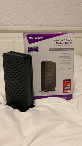 Netgear N600 Wifi Cable Modem Router (8x4) Channel Bonding