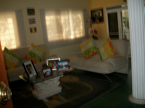 Imagen 3 de 29 de Hermosa Quinta En Urbanizacion Karimao Country Club Municipio Sucre, Distrito Capital, Miranda