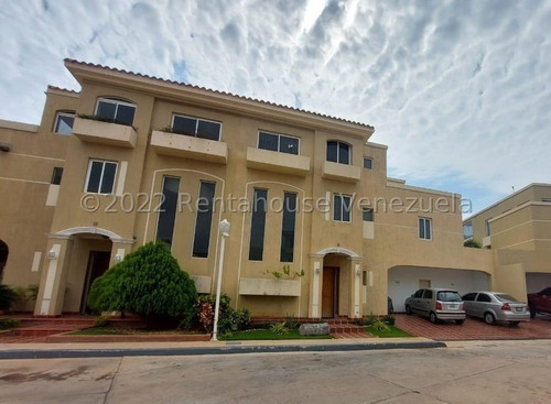 Imagen 3 de 29 de Exclusiva Casa En Venta Cabo Norte Lago Mar Beach. Ana Sanchez