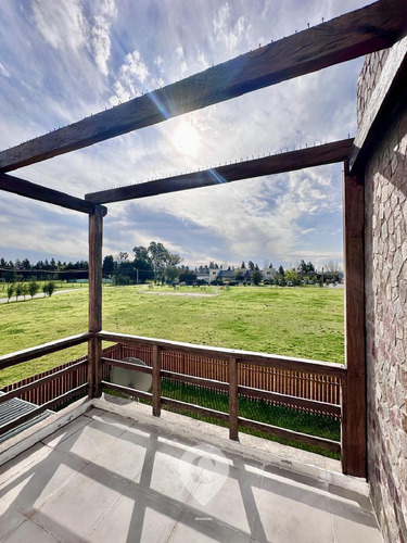 Depto En Venta En Barrio Cerrado Altos Del Casco, Zarate. Amenities.