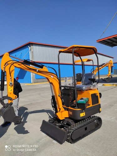 Imagen 2 de 8 de Miniexcavadora Motor Americano Briggs&stratton