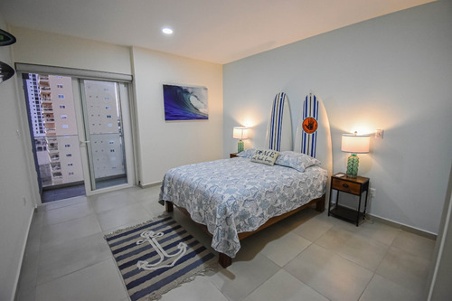 Condominio En Cristal Bay - 2 Recámaras, Vista Al Mar - Ideal Para Vivir O Invertir - $9,500,000 Mxn