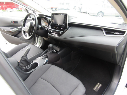 Imagen 11 de 15 de Toyota Corolla Xei Hybrid Automática