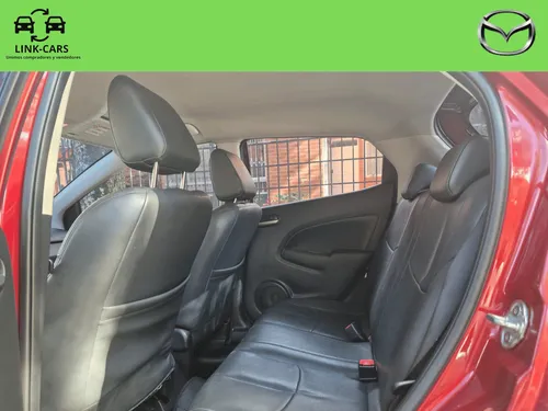 Mazda 2 1.5 Automático