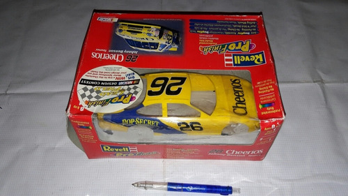 Revell Monogram Coche Nascar De Juguete Para Armar. (Usado)