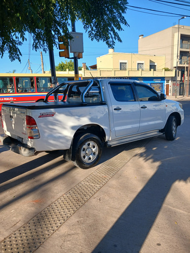 Toyota Hilux Pick Up 2.5 C/d Dx Pack Electrico