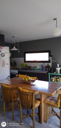 Casa En Venta 5 Ambientes Con Pileta: La Caleta