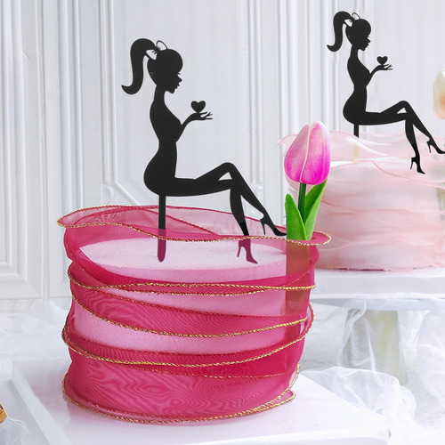 Tarta De Cumpleaños Para Niña Con Estampado De Silueta De Mu