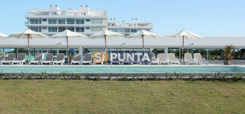 Imagen 19 de 23 de Apartamento En Brava, 3 Dormitorios *