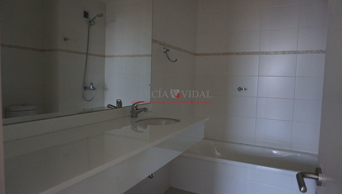 Imagen 8 de 12 de Venta Summer Tower Punta Del Este , 3 Dormitorios.