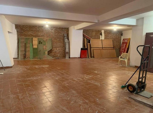 Imagen 4 de 15 de Galpón- Bodega De 240 Metros En Villa Ortuzar