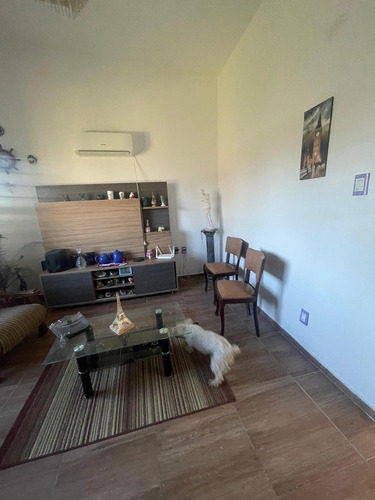 Venta Casa 4 Dormitorios Amplio Terreno Y Jacuzzi En Colon