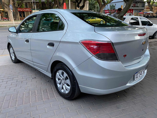 Imagen 4 de 11 de Chevrolet Prisma 2018 1.4 Joy Ls + 98cv