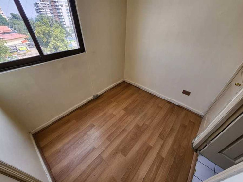 Amplio Dpto. 3d + Servicio, Manquehue (99775)