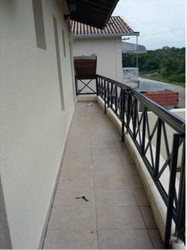 Imagem 3 de 7 de Sobrado Lindo Na Praia Grande No Bairro Tude Bastos Com 2 Dormitórios 2 Suítes Com Garagem Sacada Janelas De Alumínio Excelente Oportunidade - Hm1664