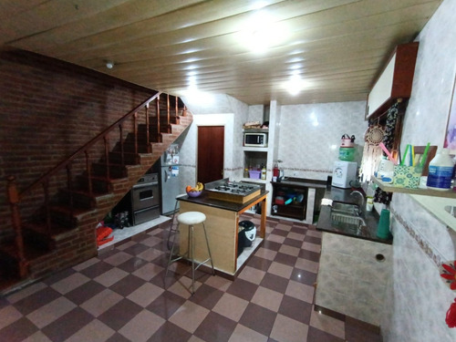 Excelente Chalet 4 Ambs Con Patio, Quincho, Gge