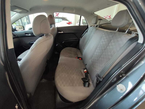 Imagem 12 de 15 de Hyundai Hb20s 1.6a Comf