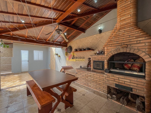 Imagem 14 de 29 de Casa À Venda, 4 Quartos, 2 Suítes, 2 Vagas, Liberdade - Divinópolis/mg - 46843