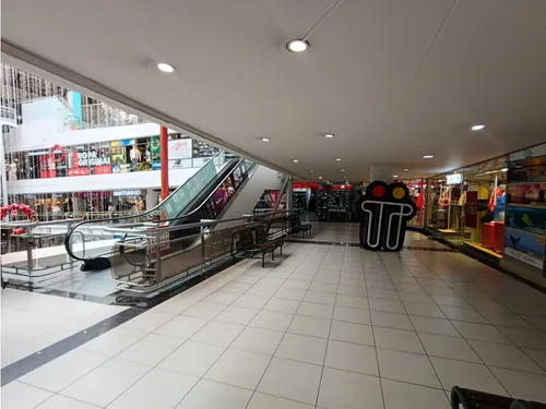Venta Local Comercial Centro, Manizales, Código 8365348