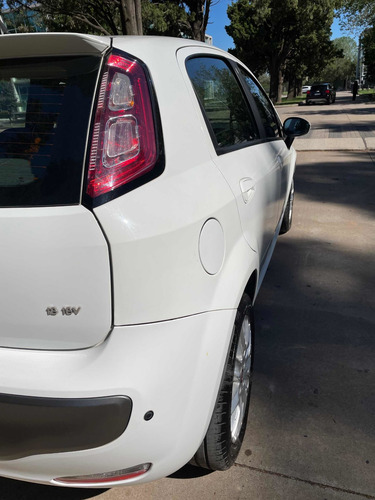 Fiat Punto 1.6 Essence 2014
