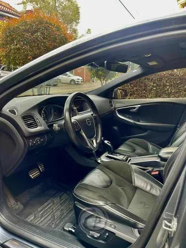 Volvo V40 2.0 T4 Drive-e R-design