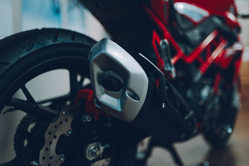 Benelli Tnt 150i Financia En 60 Cuotas Delcar Motos ®