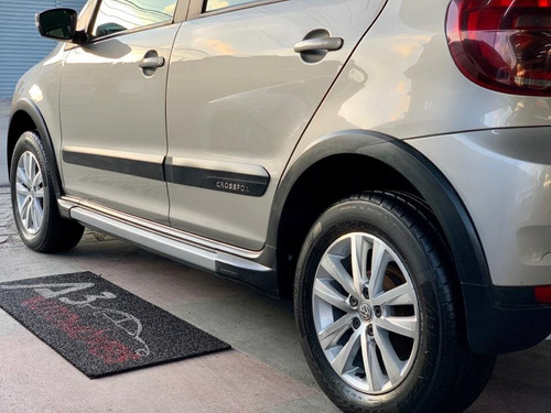 Volkswagen Crossfox 1.6 Mi Flex 8v 4p Manual