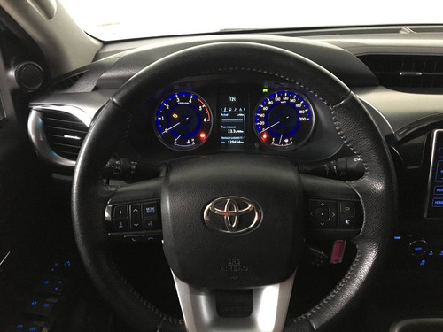 Imagen 5 de 11 de Toyota 2016 Hilux L/16 2.8 Dc 4x2 Tdi Srv Pack