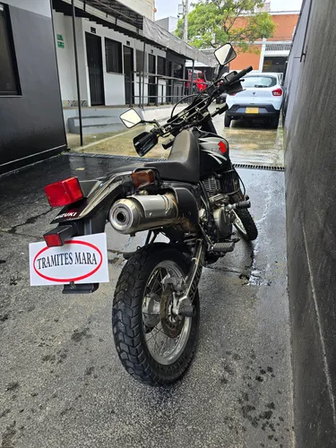 Suzuki Dr650
